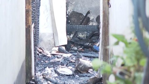 Imagem Incêndio atinge casa e deixa homem ferido em Indaiatuba