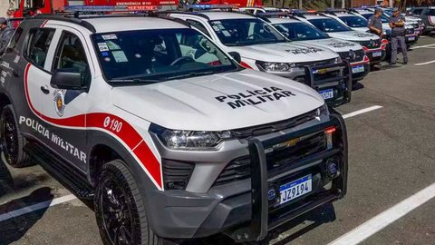 As operações da PM têm como objetivo aumentar a presença policial e a sensação de segurança, focando em áreas com alta vulnerabilidade criminal - Imagem: Reprodução/Governo do Estado de SP