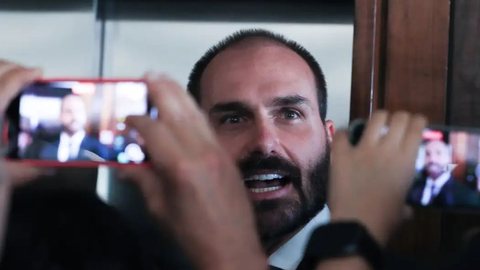 Ao final do processo, o STF decidirá se Eduardo Bolsonaro será condenado ou absolvido das acusações de coação - Imagem: Reprodução/ Lula Marques/ Agência Brasil