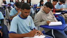 Prouni continua a ser uma porta de entrada essencial para estudantes de baixa renda em universidades privadas no Brasil - Imagem: Reprodução/Antônio Cruz/Agência Brasil