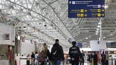 Com mais de 11 mil voos cancelados nos EUA, passageiros devem verificar status antes de se dirigirem aos aeroportos brasileiros - Imagem: Fernando Frazão/Agência Brasil