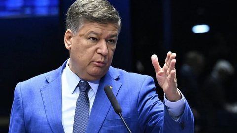 A decisão sobre a convocação do banqueiro cabe agora ao Supremo, após pedido formal do presidente da CPMI do INSS - Imagem: Reprodução/Waldemir Barreto/Agência Senado