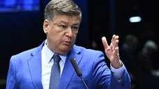 A decisão sobre a convocação do banqueiro cabe agora ao Supremo, após pedido formal do presidente da CPMI do INSS - Imagem: Reprodução/Waldemir Barreto/Agência Senado