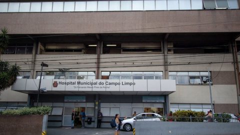 Ainda não há informações sobre a identidade dos suspeitos, e a polícia segue apurando as circunstâncias do tiroteio - Imagem: Reprodução/Mural 15