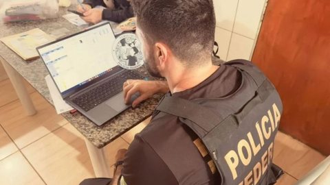 A operação destaca a vulnerabilidade dos dados do SUS e a necessidade de proteção contra incidentes de segurança cibernética - Imagem: Divulgação/Polícia Federal