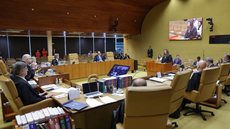 Fachin busca consenso entre ministros para um Código de Conduta, visando fortalecer a credibilidade do STF diante da crise - Imagem: Reprodução/Rosinei Coutinho/STF