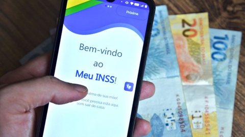 INSS libera consulta ao 13º antecipado de aposentados e pensionistas. - Imagem: Divulgação/INSS.