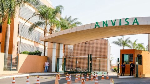 Anvisa suspende medicamentos injetáveis após identificar falhas de qualidade - Imagem: Reprodução/Lúcio Bernardo Jr/ Agência Brasília