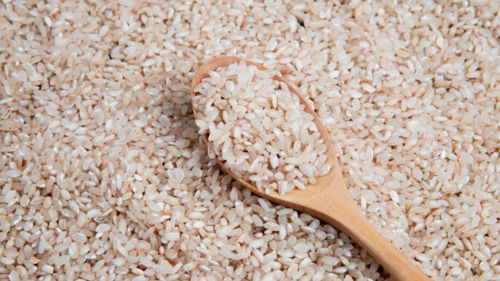 STF pode derrubar normas que permitiram importação de arroz mesmo após leilão; entenda - Imagem: reprodução /Freepik
