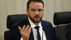 Medida anunciada por Dario Durigan tem impacto estimado em R$ 3 bilhões em dois meses. - Imagem: Reprodução/Agência Brasil.
