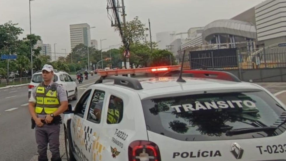 Cracolândia: Polícia Militar usa bombas e balas de borracha para conter “fluxo” - Imagem: reprodução Twitter@PMESP