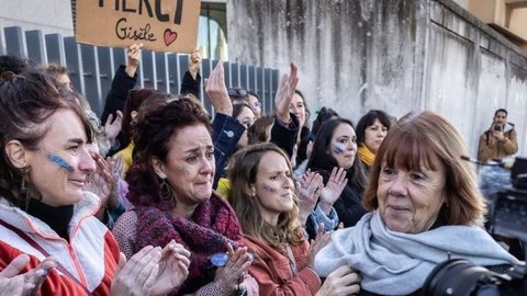 A repercussão do caso que chocou a França: a mulher pelo marido e outros 70 homens sem saber - Imagem: Reprodução / X / @yasemindildar