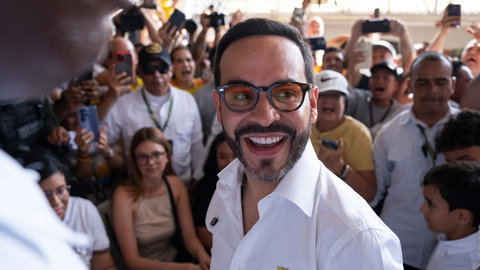 Conhecido como “El Tigre”, o advogado e empresário venceu uma disputa acirrada contra o candidato apoiado pelo presidente Gustavo Petro - Imagem: Reprodução