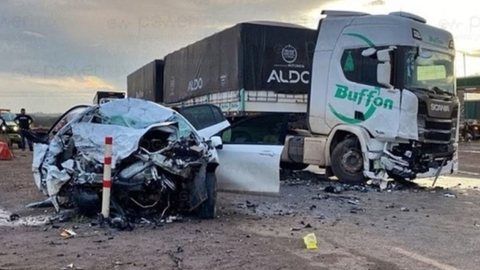 Acidente fatal mata avó e netas em Nova Mutum - Imagem: Reprodução / RD News