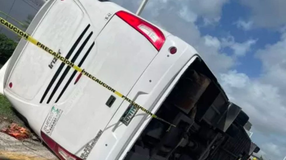 Urgente: ônibus com turistas brasileiros capota em Punta Cana e deixa mortos - Imagem: reprodução Twitter @impactord1