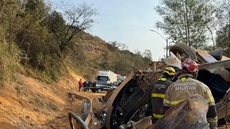 Tragédia na BR-116 com ônibus deixou 41 mortos - Imagem: Divulgação / CBM-MG
