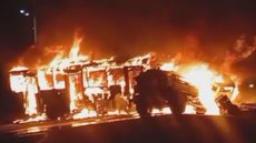 Choque violento entre veículos deixou feridos e mortos no local - Imagem: Reprodução / TV Globo