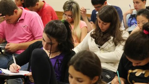 Acontece neste domingo o vestibular da Fuvest - Imagem: Reprodução/ Marcos Santos/ USP Imagens
