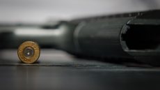 Jovem que efetuou o disparo foi detido - Imagem: Reprodução / Pixabay