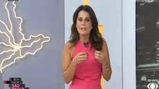Adriana Araújo demonstra abalo ao noticiar caso de violência em SP - Imagem: Reprodução/YouTube
