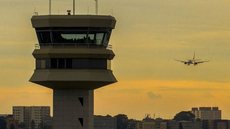 O homem já tinha antecedentes por crimes em aeroportos e descumpriu medidas cautelares impostas pela Justiça - Imagem: Reprodução/Agência Força Aérea | Ten Enilton