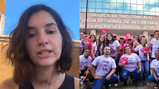 Manifestantes se reuniram em frente ao Fórum Regional de Alcântara, em São Gonçalo, durante a primeira audiência do caso Alana - Imagem: Reprodução