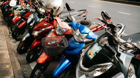 Motos estacionadas - Imagem: Reprodução / Pixabay