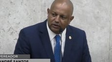 André Santos destaca-se na maior convenção do Republicanos em São Paulo - Imagem: Reprodução/YouTube