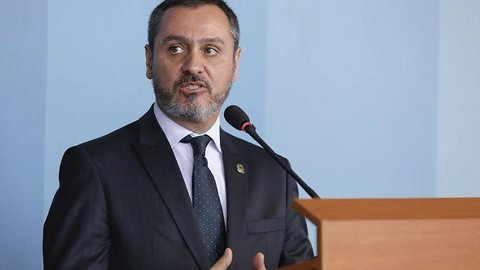 Andrei Rodrigues afirmou que PCC e Comando Vermelho devem continuar sendo tratados como organizações criminosas e não como grupos terroristas. - Imagem: Tom Costa / MJSP