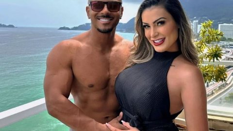 Andressa Urach e ator pornô assinam “contrato” para oficializar namoro - Imagem: Reprodução/ Instagram