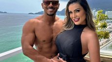 Andressa Urach e ator pornô assinam “contrato” para oficializar namoro - Imagem: Reprodução/ Instagram