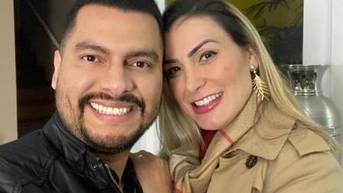Andressa Urach ao lado do marido, Thiago Lopes - Imagem: reprodução/Facebook
