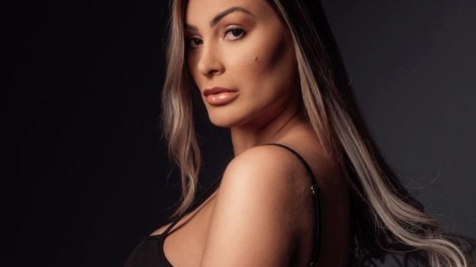 Andressa Urach retira processo contra Universal; descubra o motivo - Imagem: reprodução Instagram