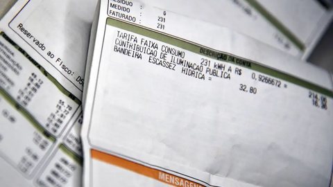 Diretor da Aneel destaca possibilidade de bandeira verde em 2025, dependendo das chuvas nas regiões afetadas - Imagem: Reprodução | Agência Brasil