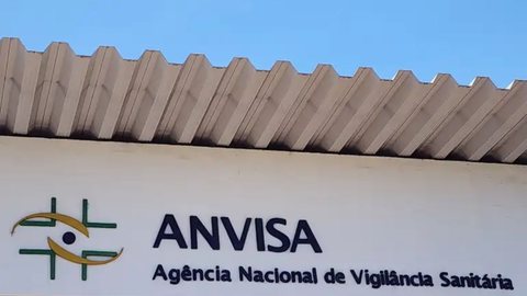 A Vigilância Sanitária determina que novos ingredientes alimentares sejam avaliados - Imagem: Reprodução / Rafa Neddermeyer / Agência Brasil