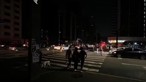 Apagão na Avenida Paulista - Imagem: Reprodução / Matheus Moreira / g1