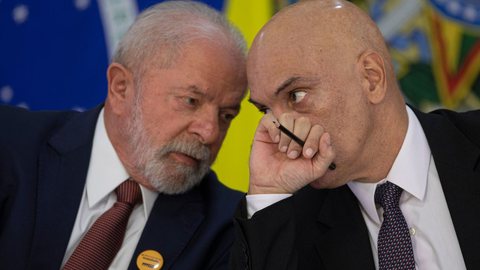 O presidente da República, Luiz Inácio Lula da Silva, ao lado do ministro do STF, Alexandre de Moraes - Imagem: Reprodução / Agência Brasil / Joédson Alves