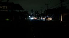 População busca alternativas em meio à falta de luz - Imagem: Reprodução / Paulo Pinto / Agência Brasil