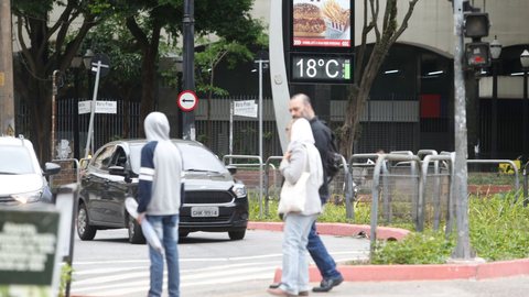 A previsão indica um retorno ao calor após dias de temperaturas amenas - Imagem: Reprodução / Paulo Pinto / Agência Brasil