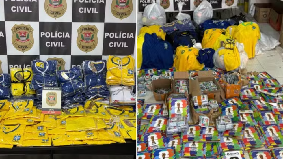 Operação no centro de SP apreende 50 mil figurinhas falsas da Copa de 2026 e mais de mil camisetas
