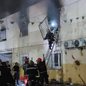Equipes de resgate seguem atuando no local enquanto autoridades investigam as causas do incêndio - Imagem: Reprodução/Direção-Geral de Proteção Civil da Argélia