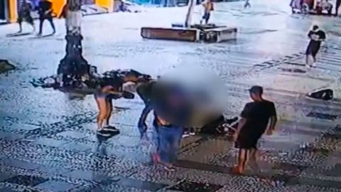 Centro de SP: grupo é flagrado fazendo arrastões contra pedestres - Imagem: reprodução TV Globo