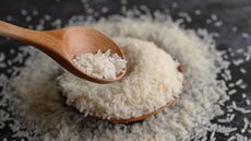 Brasil suspende leilão de arroz e zera imposto de importação - Imagem: Reprodução / Freepik