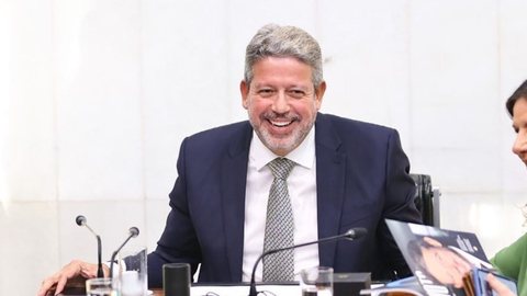 Presidente da Câmara Deputados, o poderoso 'rei' Arthur Lira voltou ao 'papo reto' com o próprio Lula - Imagem: reprodução Instagram