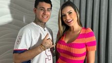 Filho de Andressa Urach revela como começou a filmar mãe fazendo sexo - Imagem: reprodução Instagram