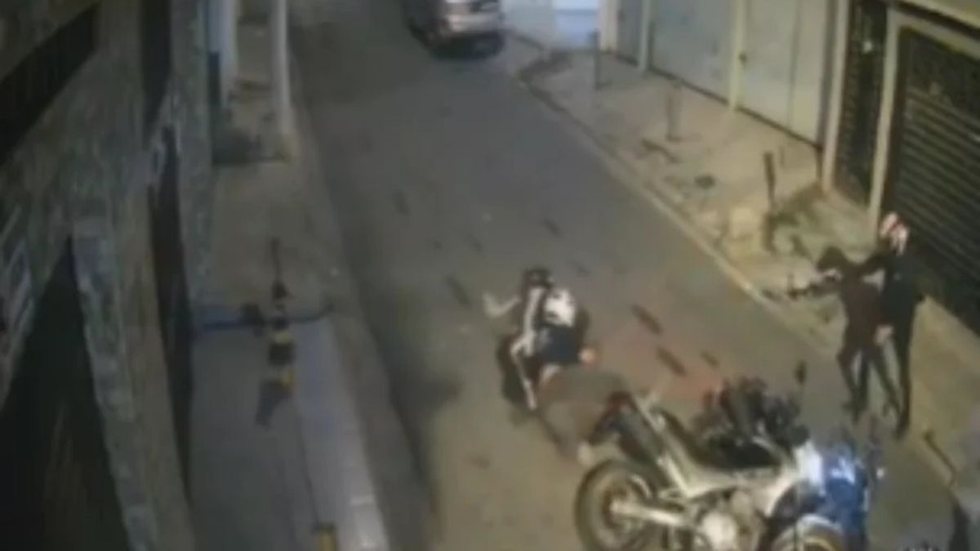 Casal é baleado durante assalto e tem aliança roubada na Brasilândia, Zona Norte de São Paulo