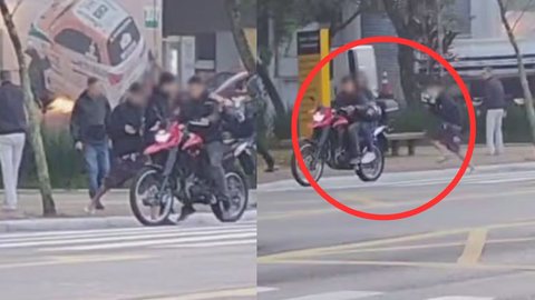 O crime ocorreu quando a vítima tentava escapar de dois assaltantes que anunciaram o roubo em um semáforo - Imagem: Reprodução/ Redes sociais