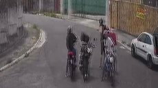 Após ser cercado por assaltantes, a vítima reagiu e disparou contra os suspeitos - Imagem: Reprodução/Redes Sociais