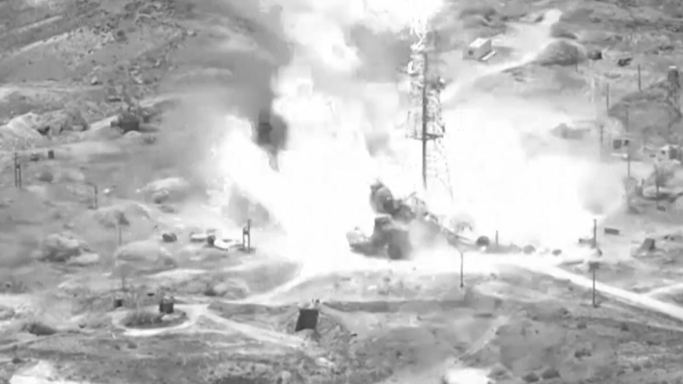 Estados Unidos ampliam ataques contra o Irã e explosões elevam risco de guerra regional