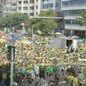 Bolsonaro em Copacabana: manifestantes enviam recado para Alexandre de Moraes e Elon Musk - Imagem: reprodução YouTube